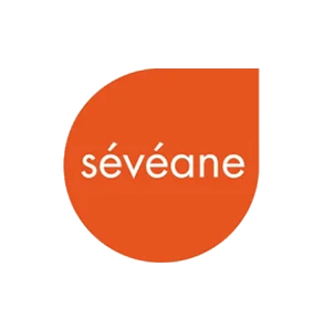 Sévéane se distingue par la diversité de ses partenaires, qu'il s'agisse d'indépendants ou de chaînes, offrant une gamme variée de solutions auditives. Avec 7 millions de bénéficiaires et un réseau de 2 100 audioprothésistes, Sévéane garantit un accès étendu à des soins auditifs de qualité.